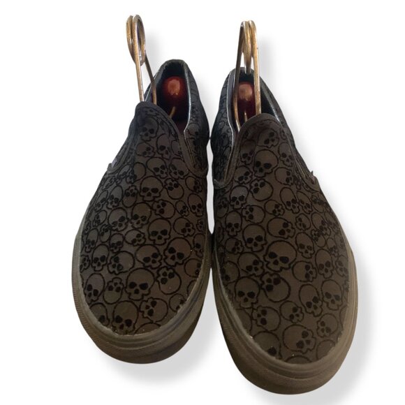 Vans Mens Classic Flocked Skulls Black on Black Velvet Burnout Purple Lining 12 - Picture 8 of 12